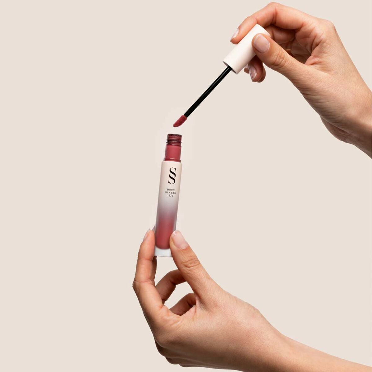 Lipstick Sensilis ETERNALIST A.G.E 4,5 ml-1